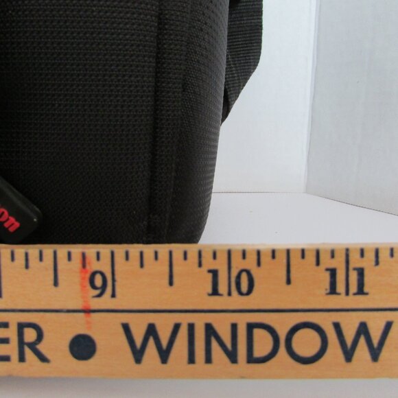 Canon DSRL Camera Bag Black Red Padded Interior Detachable Adjustable Strap - Picture 10 of 11